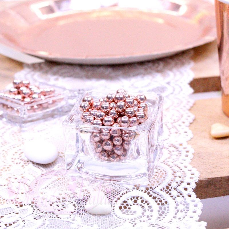 Perles en sucre métallique rose